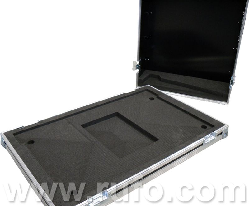 Mackie SR 24-4 - Flightcase             